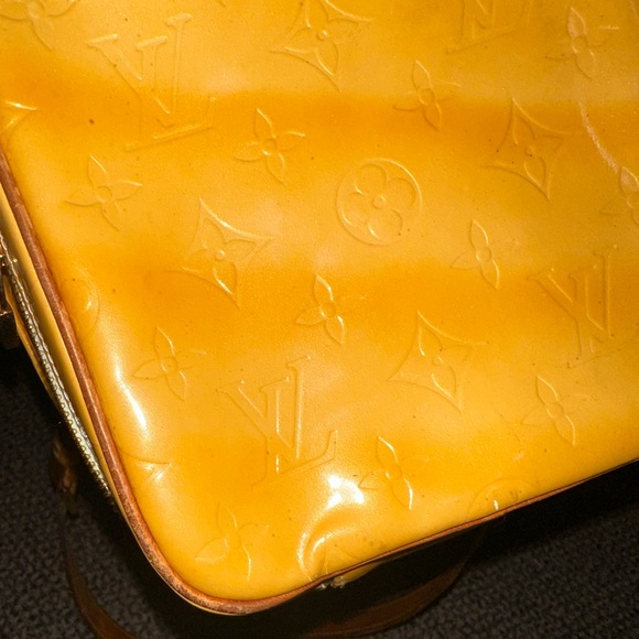 Vintage Crossbody, Louis Vuitton - Picture 16 of 16